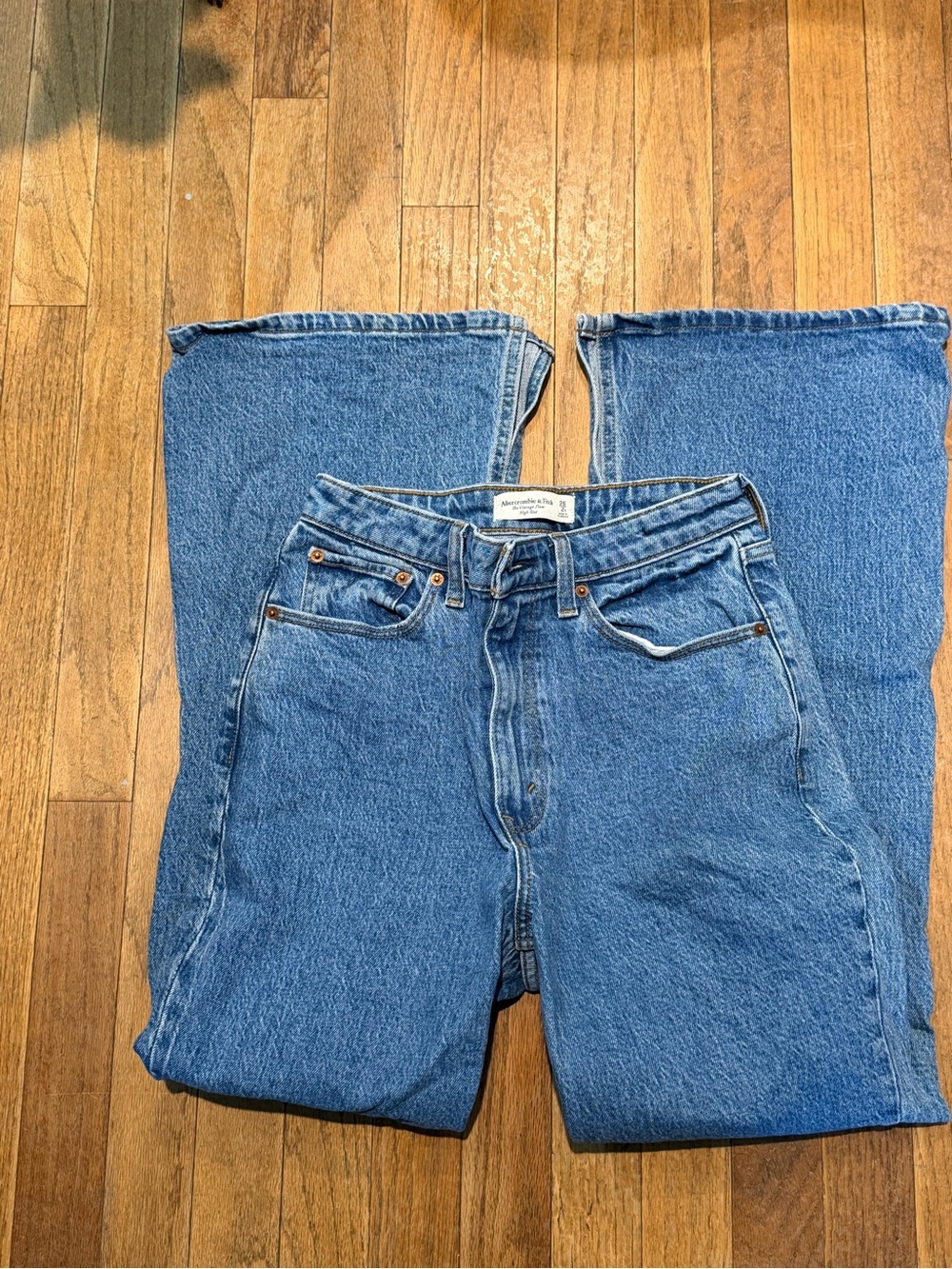 Abercrombie & Fitch Medium Blue Straight-Leg Women's Jeans